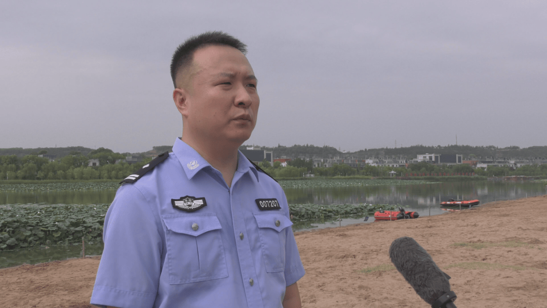 富平县多部门联合开展水域救援训练